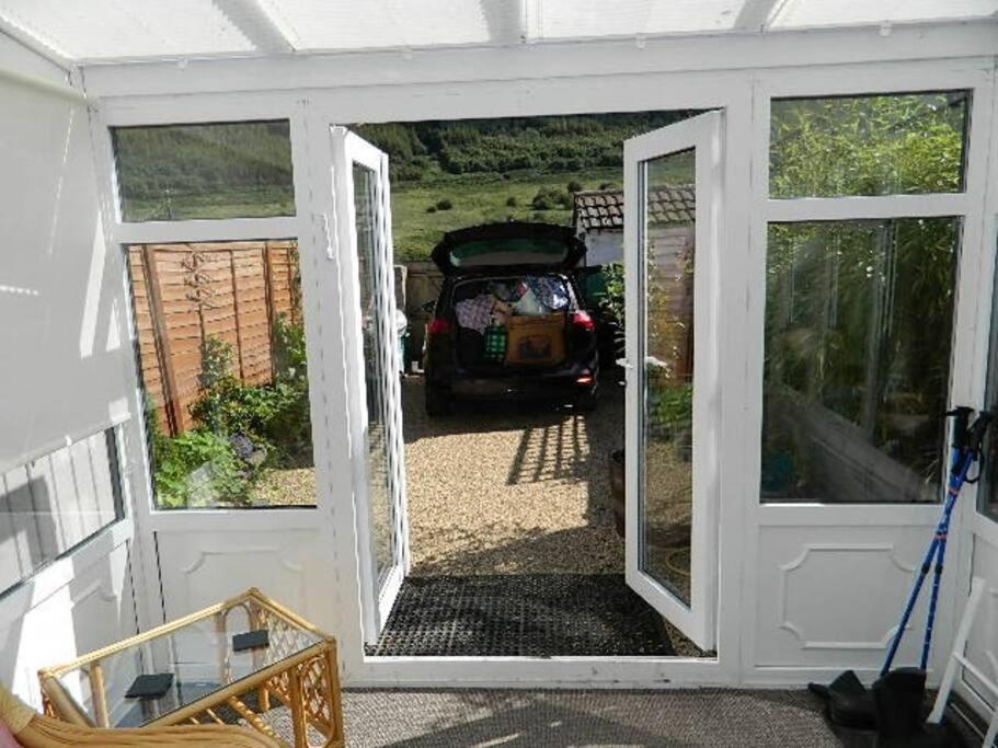 Welsh Miners Cottage Four Bedroom House Treherbert エクステリア 写真