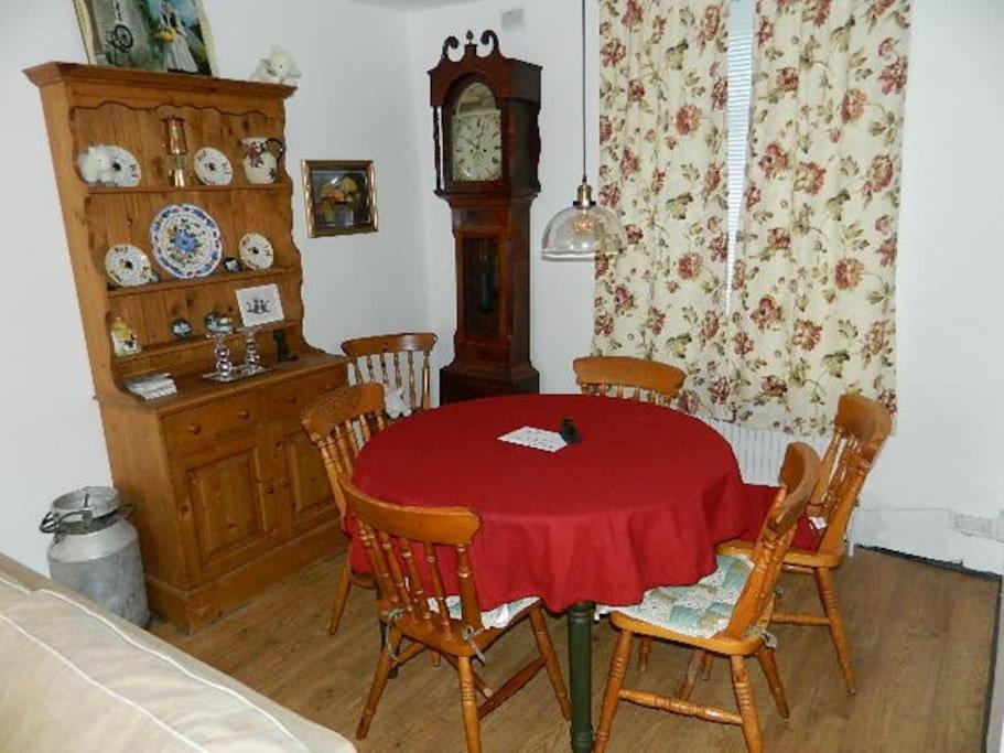 Welsh Miners Cottage Four Bedroom House Treherbert エクステリア 写真
